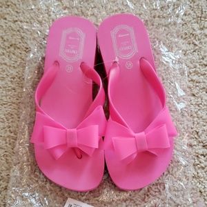 Fuchsia Flip Flop